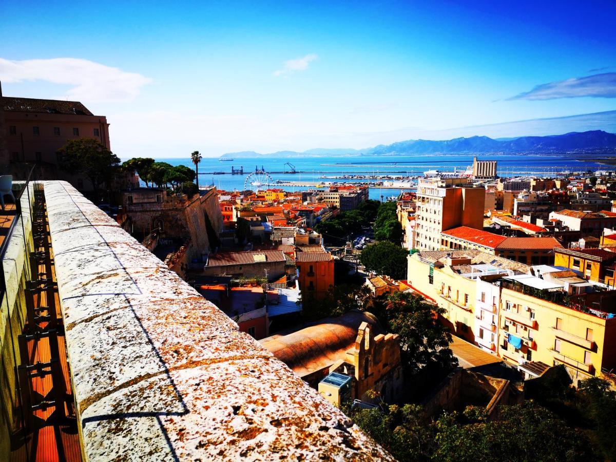 Il Giardino Di Anna - Charming Rooms In Cagliari Luaran gambar