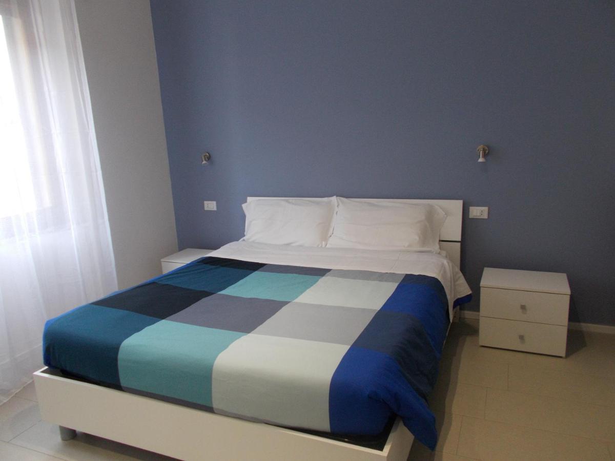 Il Giardino Di Anna - Charming Rooms In Cagliari Luaran gambar